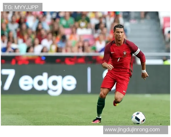 球星纷纷表达对C罗足球风格的喜爱与敬佩，究竟是谁深受其影响