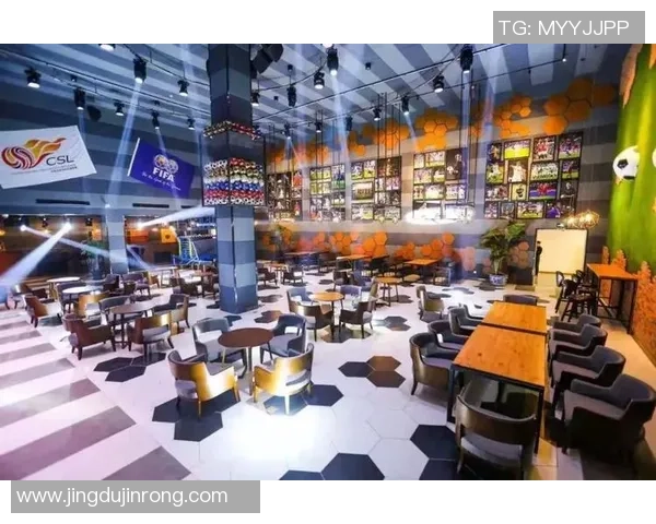 足球明星装饰贴画为主题打造个性化家居空间，展现足球热情与运动魅力